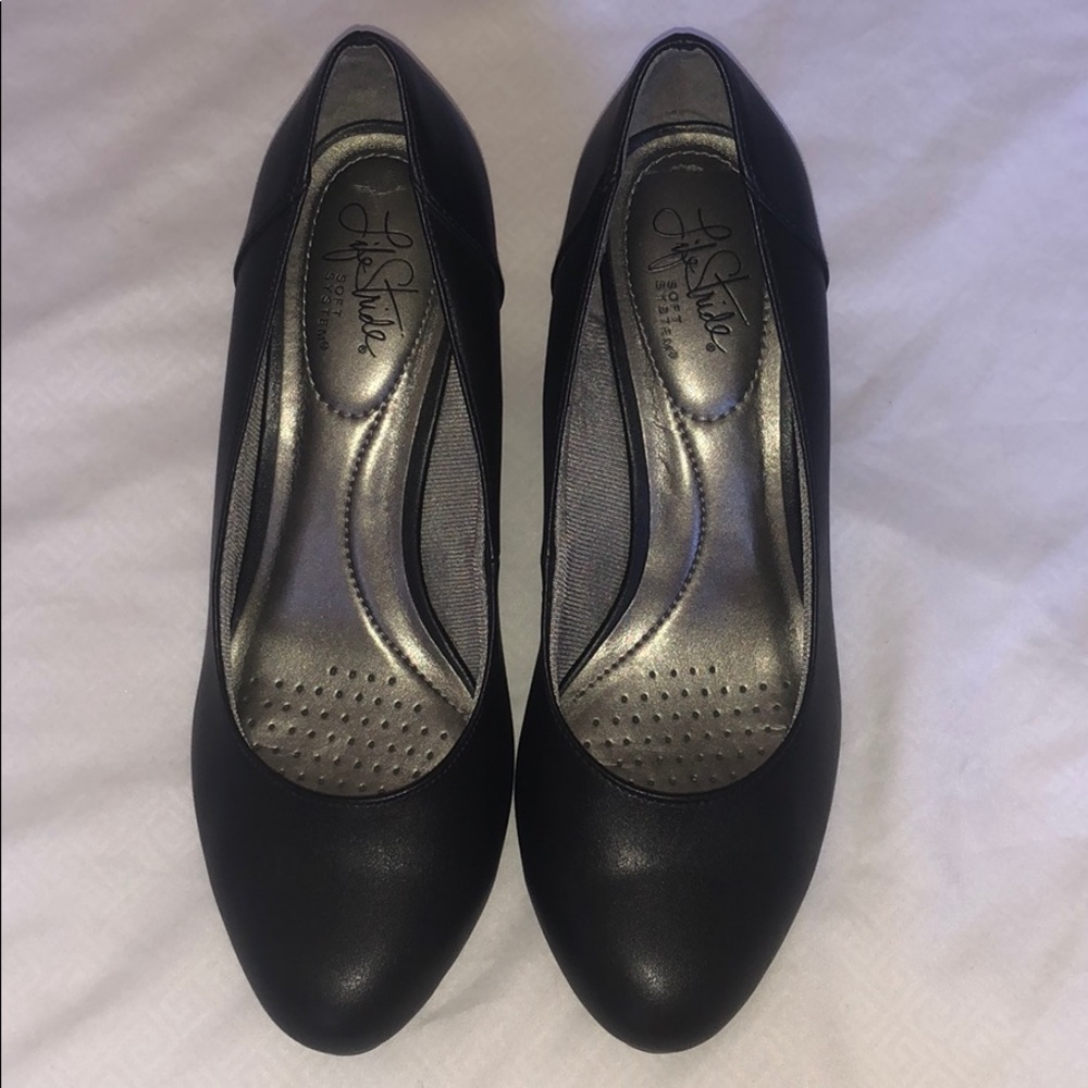 Life stride Pumps